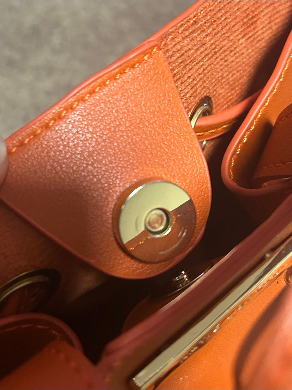 Contrast Stitch Orange Bucket Bag with Tassel Drawstring - Picture 6 of 13